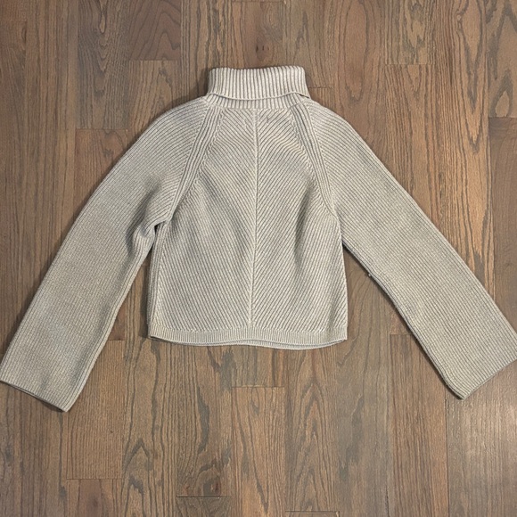 Anthropologie Maeve Cozy Turtleneck Sweater - Size Medium, Excellent Condition - Picture 3 of 9